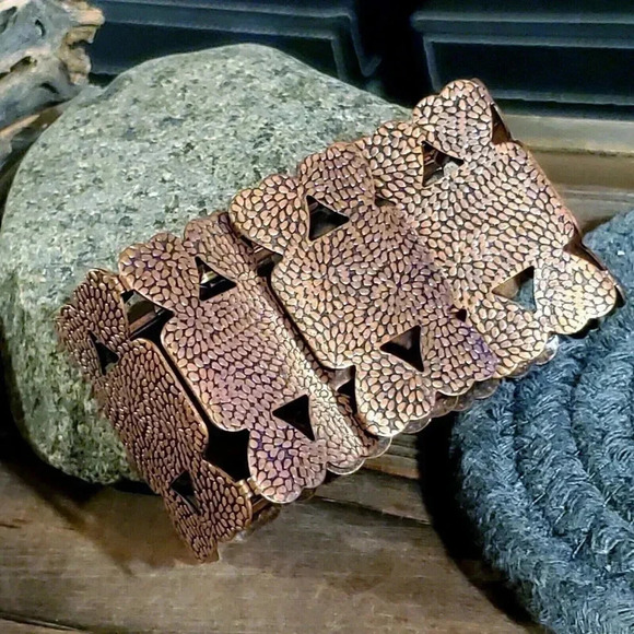 Edgy Rustic Antique Copper Geometric Textured Stretch Bracelet - Picture 5 of 8